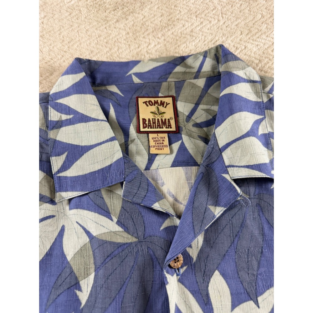 Tommy Bahama Mens Large 100% Silk Blue Green Leaf Print Camp Shirt Tropical L - Picture 3 of 16